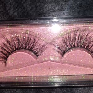 100% Mink Eyelashes
